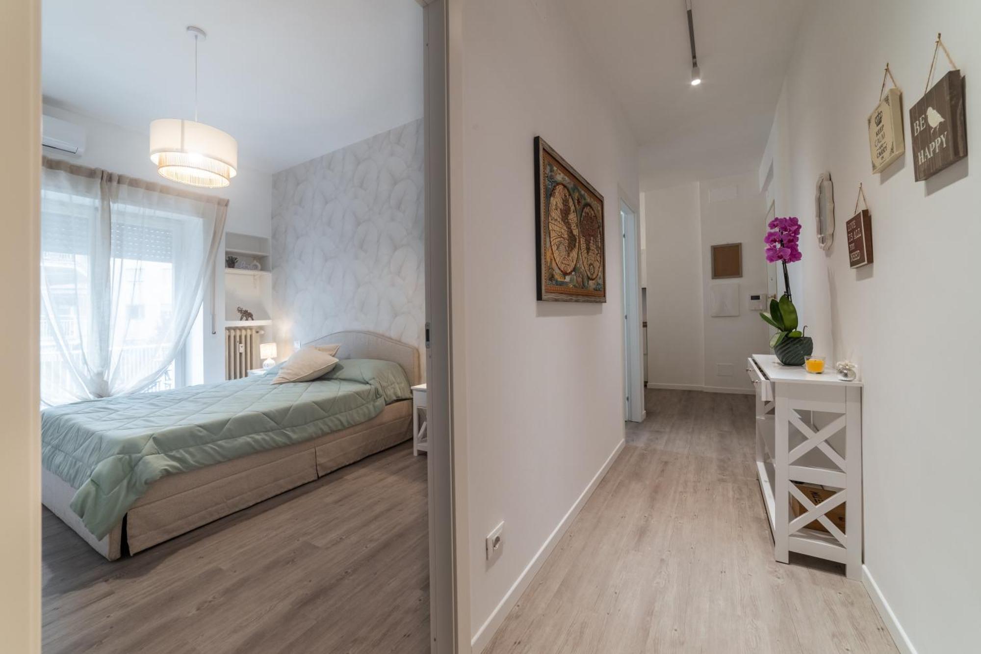 Appartement Vatican Shabby Double Bedrooms *